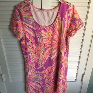 Lilly Pulitzer t-shirt dress